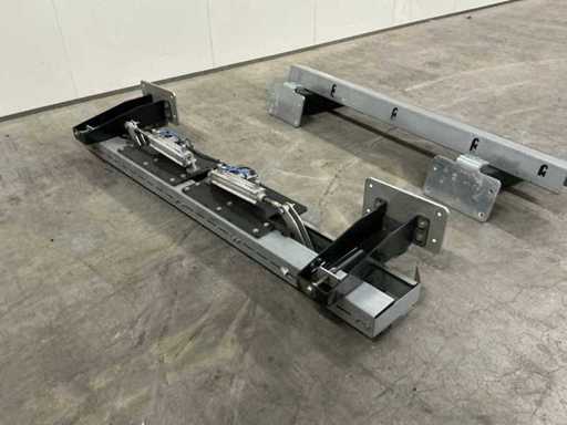 Centering unit (2x)