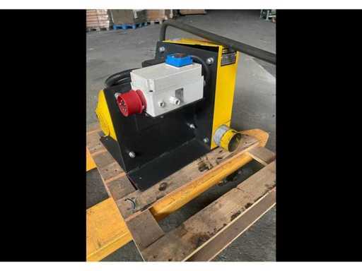 Parker - 2009 - TH 3-3 - shearing machine