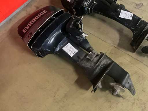 Evinrude - Outboard Motor