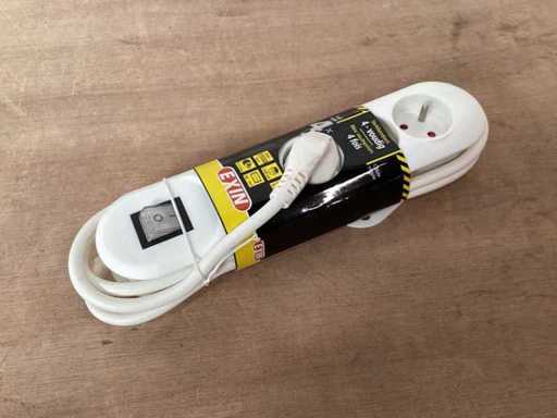 Q-link Stekkerdoos 4 voudig, met schakelaar (19x)