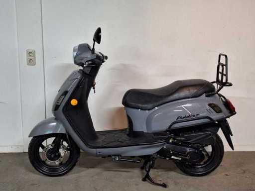 Sym Fiddle 2 45 km moped scuter 4 timpi