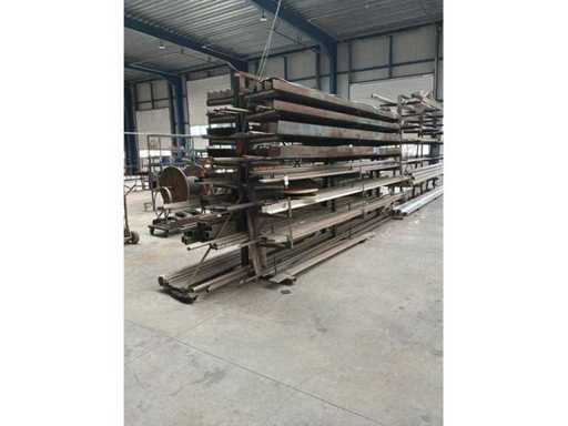 Metallgestell mit Inhalt (8 Ebenen)