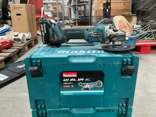 Makita DGA504 haakse slijpmachine