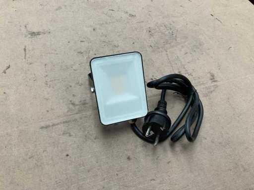Fluxon LB10F Flutlicht
