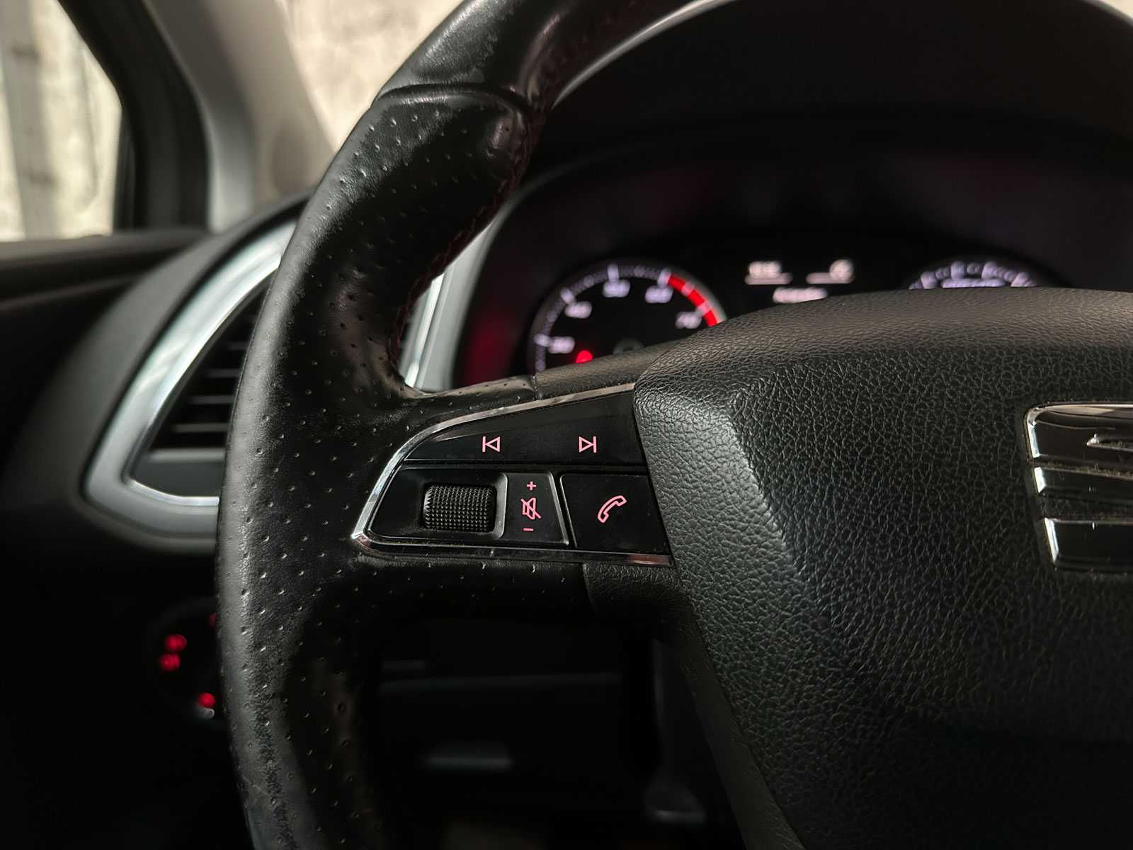 SEAT Leon 1.4 EcoTSI FR Connect 150hp 2016, G-727-KT