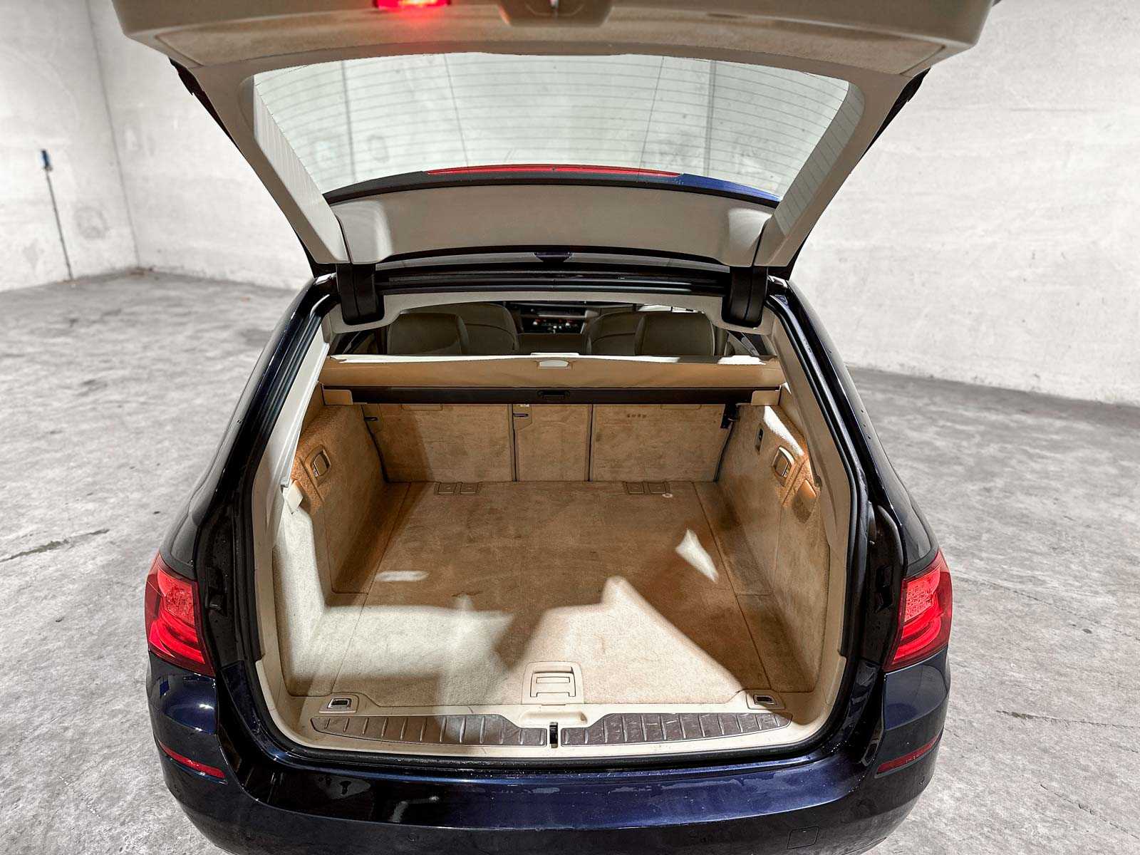 BMW 528xi Touring High Executive 245pk (Origineel-NL) 2012 5-serie, 89-TXH-2