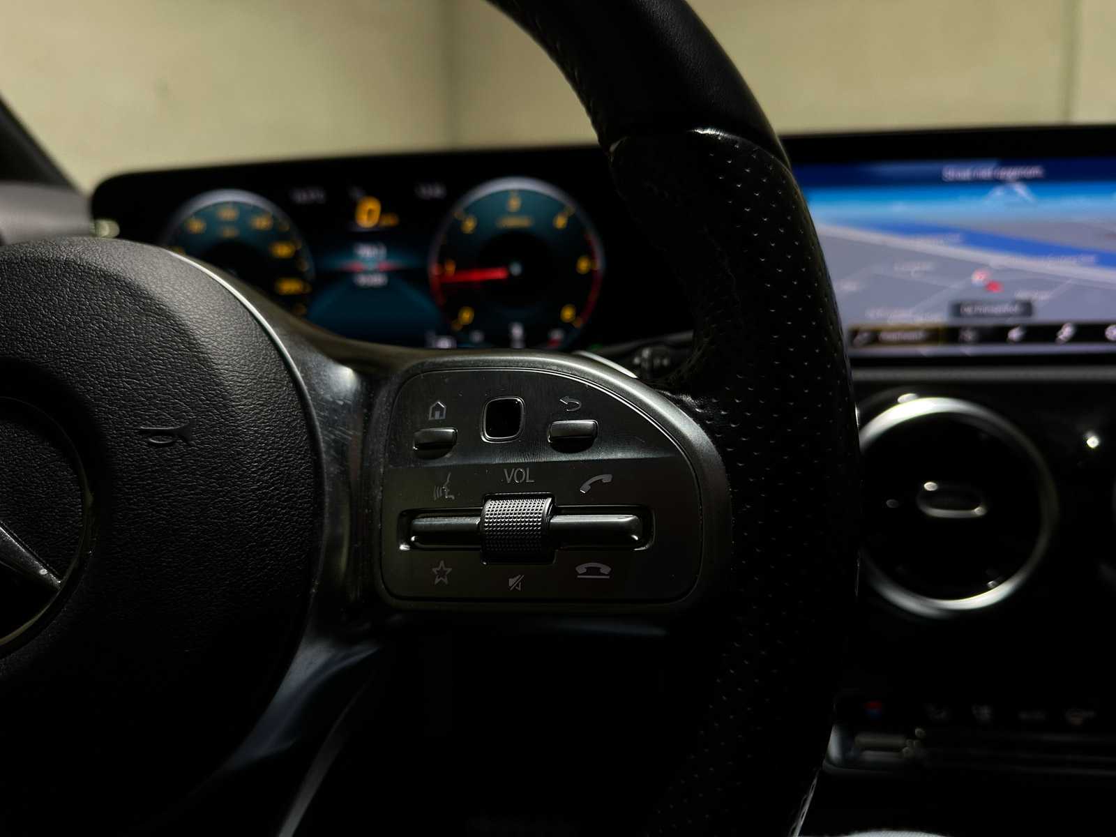 Mercedes-Benz A180 d Business Solution AMG 116pk 2018 (Origineel-NL) A-klasse, SR-559-F