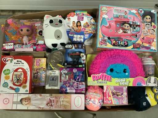 Jucării noi, inclusiv Lego și Pokemon