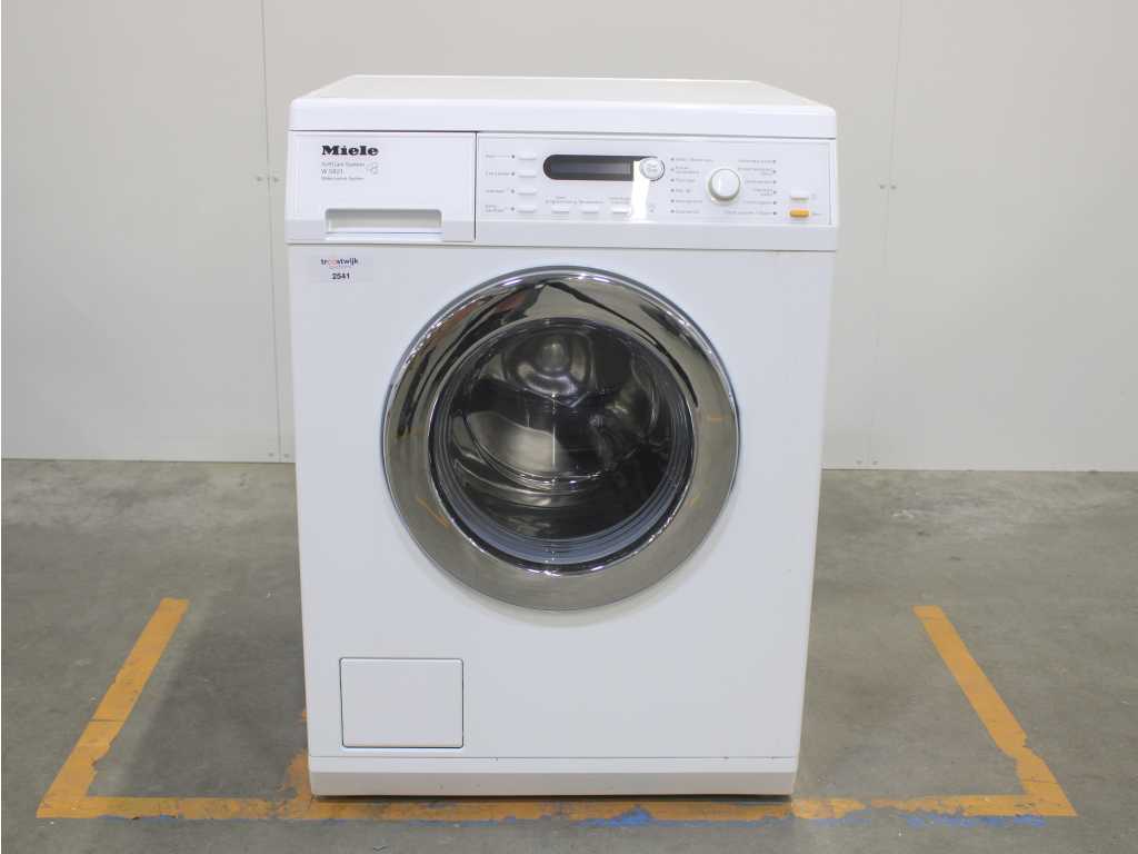 Miele W 5821 Softcare System Machines à laver