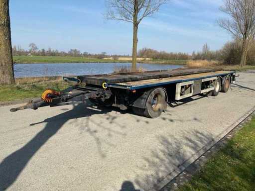 2000 - Stevens semi-trailer/container trailer