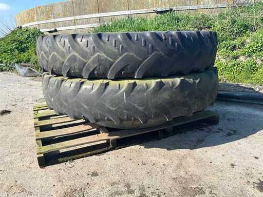 Kleber Radial 300/95R46 Band met velg