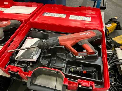 Unealtă acționată cu pulbere Hilti DX 6 2021