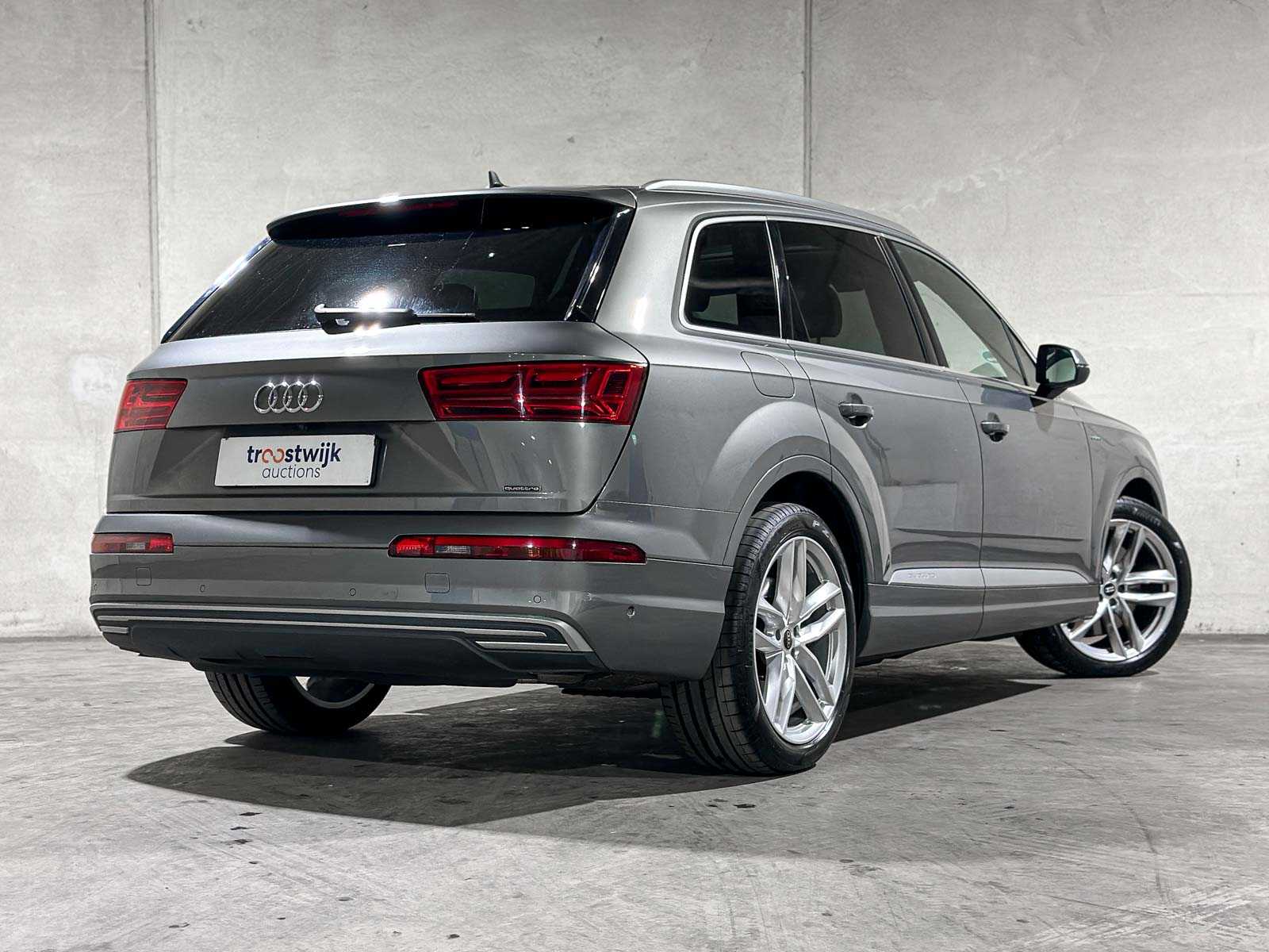Audi Q7 3.0 TDI V6 e-tron Quattro Sport S-Line 258pk 2016 (Origineel-NL & 1e Eigenaar) Plug-In Hybrid, NB-194-Z (BTW AUTO)