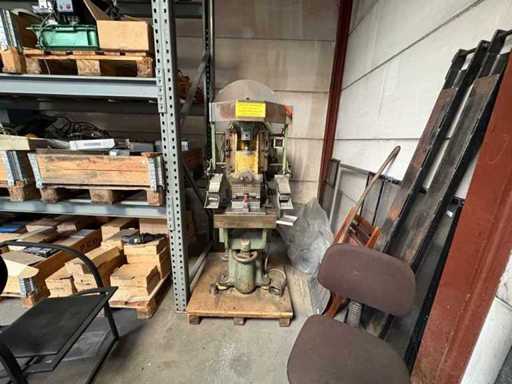324787 E. Beutler A.G. Maschinenfabrik 12/1 Punching Press