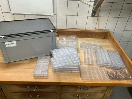 Chocolate World lot chocoladevormen “VALENTIJN” - 33 stuks (33x)