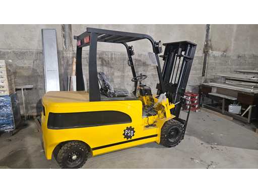 HILT CPD-30 Electric forklift