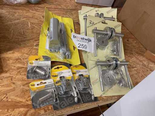 Deurpomp deurklinken deur spionnen