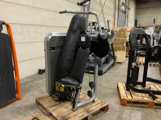 Technogym Element Vertical traction Multi-gym