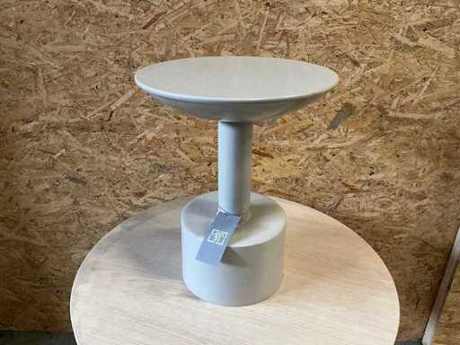 Label 51 - RIF - Bijzettafel ø40cm (3x)