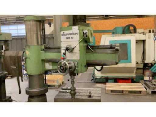 b49b3d39-3f07-437d-a9fc-2fd8158f67d2.mp4