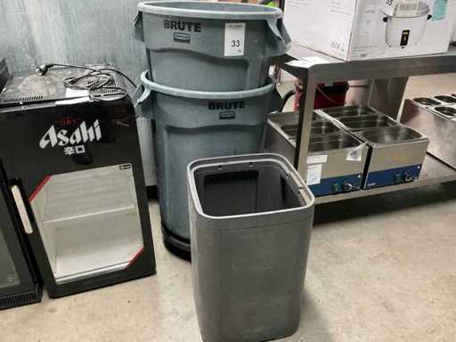 Poubelle Rubbermaid Brute (2x)