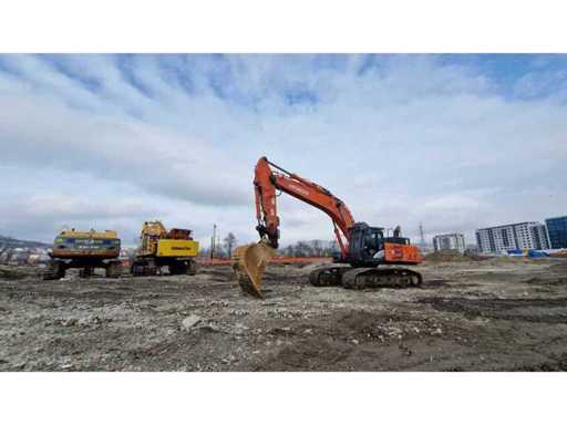 Heavy Construction Machinery & Attachments Auction – Excavators, Crushers, Loaders & Trucks - Romania