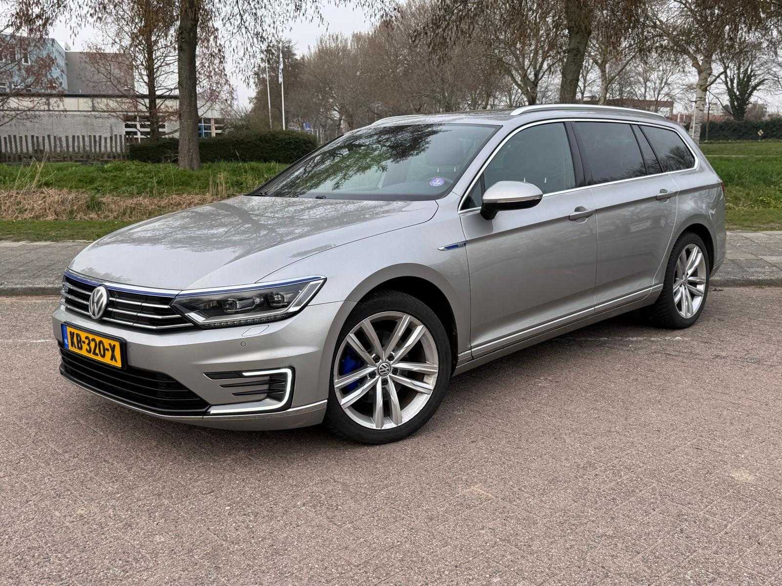 Volkswagen Passat Variant 1.4 TSI GTE Highline Automatic, KB-320-X