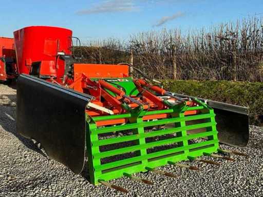 2023 Holaras Jumbo KS HK HUS SHB Silage-spreider