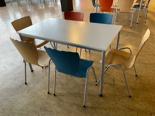 Ensemble de cantine ; 1x table et 6x chaise