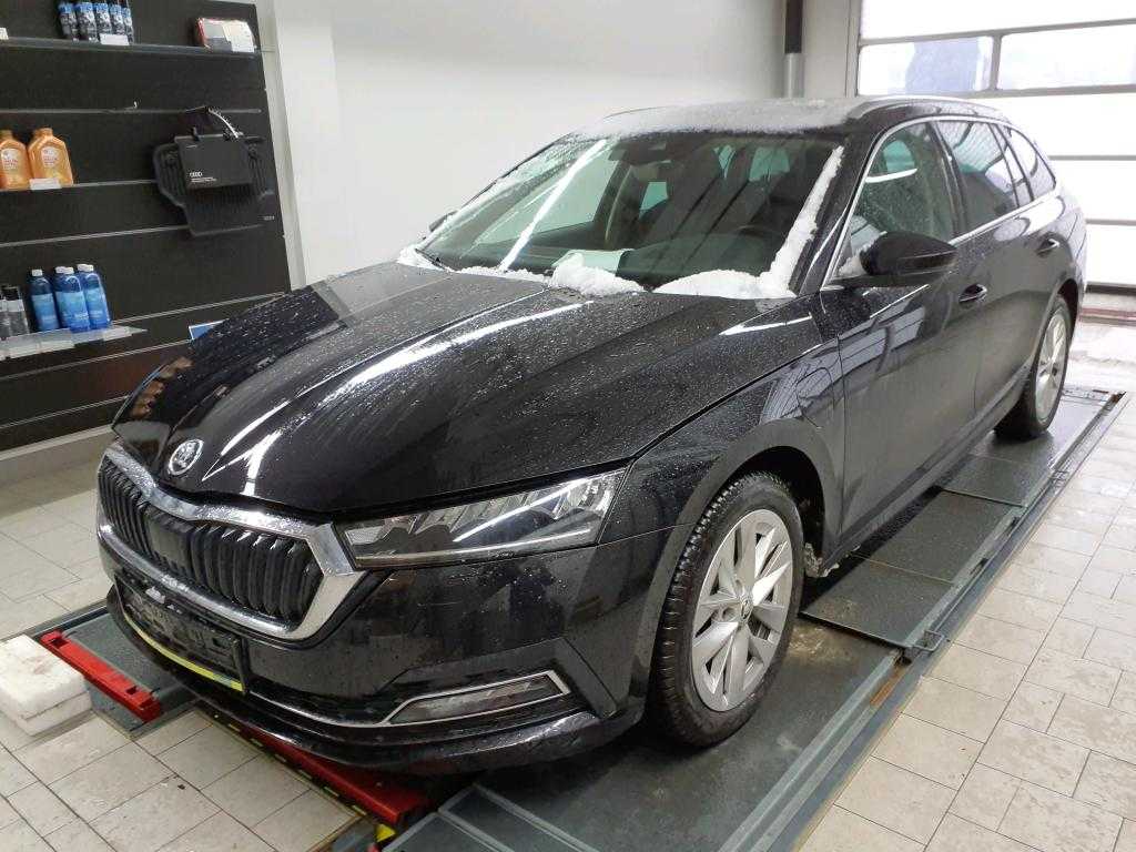 Skoda Octavia Estate iV 1.4 TSI PHEV 204HP Automatic 2023