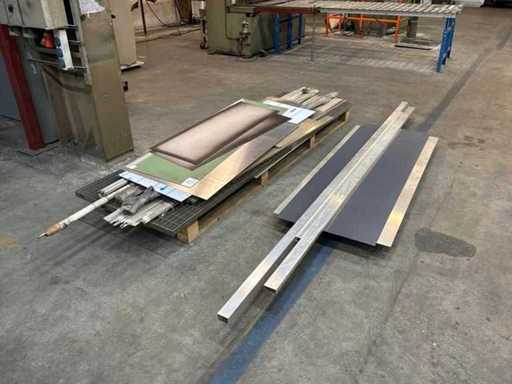 Partij staal materialen