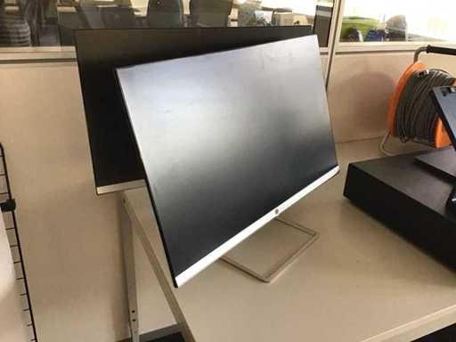HP M27fwa Monitoren op statief (2x)
