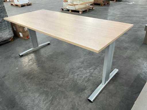 Desks and drawer unit (2x)