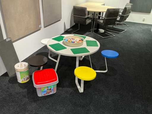 Tavolo da gioco Lego per 5 persone