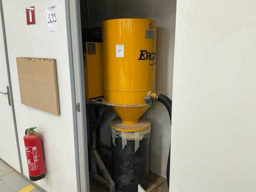 2001 Ergo Vac Turbo T6600 AK Système d’extraction par filtre