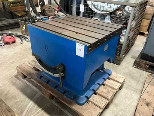 1988 Taksan 710X710 Tilting Clamping Table