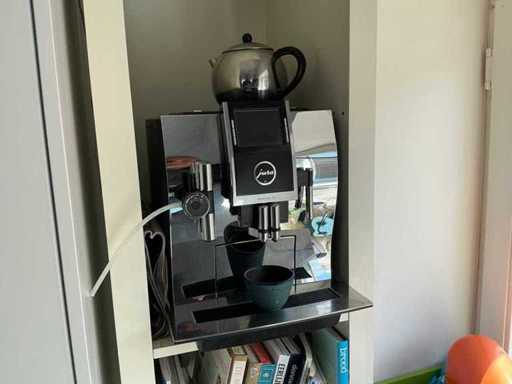 Jura Impressa Z9 Coffee Machine