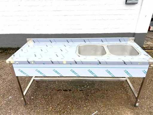 D | Catering supplies