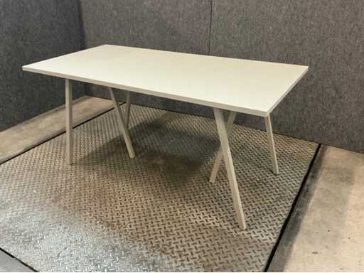 Table Lensvelt « Hays »