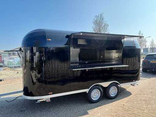 2026 Carros 2.1 - Airstream - Food truck