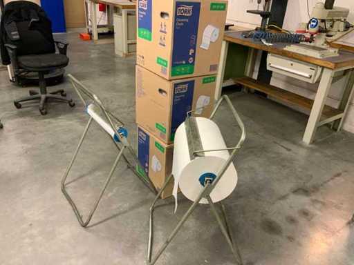 Tork Papierrol houder en papier