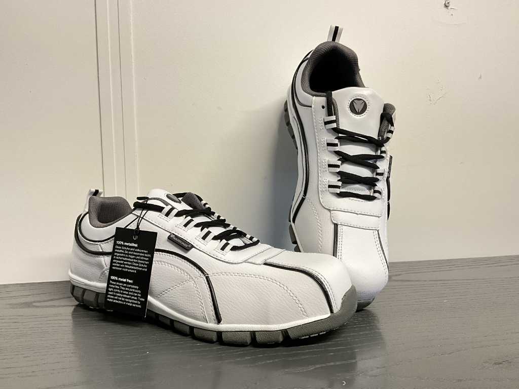 Paire de chaussures de sécurité Maxguard L340N S3 SRC - 41 et 47 (126x)