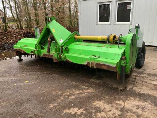 AVR Compact 4x90 - 3700 Fraiseuse 2011