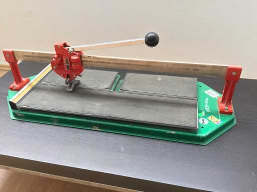 Mașină de tăiat plăci Batipav Super Pro