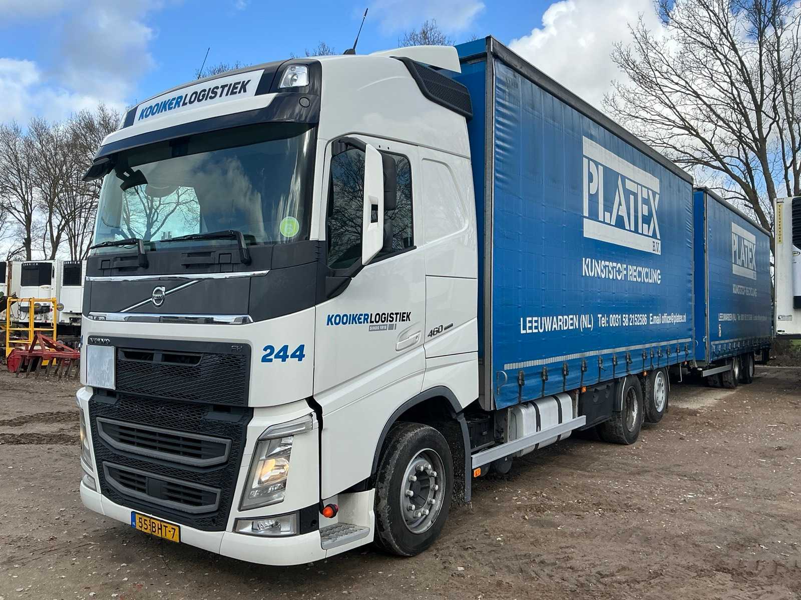 Volvo 460 euro6 combination Truck with trailer