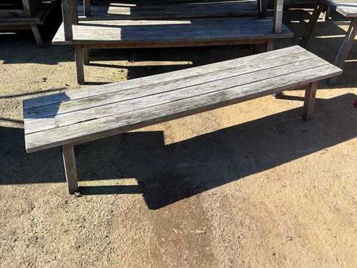Banc en bois dur sur terrasse (3x)