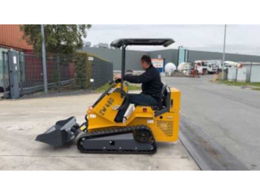 8aae3cf4-434d-476f-90b6-8f8ec29e9b7b.mp4