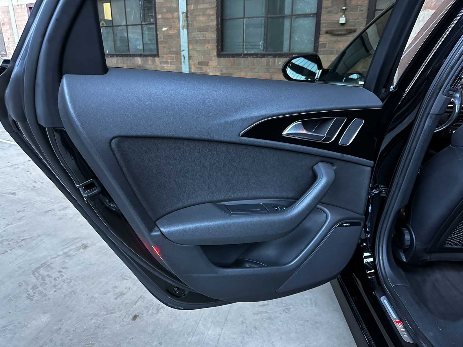 Audi A6 Avant 3.0 TDI V6 Quattro Sport Edition C7 S-Line 204pk 2014, N-433-HK