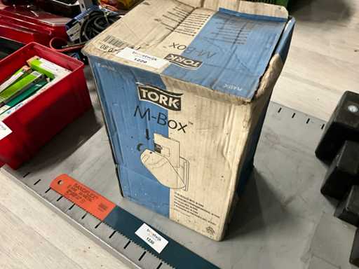 Tork M-Box Handtuchspender
