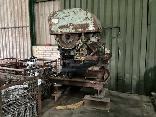 Peddinghaus Pons- en knipmachine